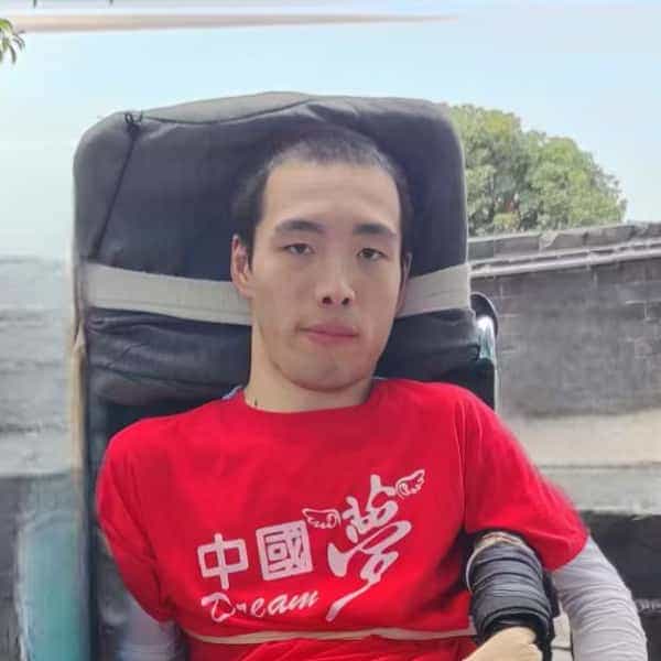 31岁岁湖南单身帅哥 - 昭通吉缘网