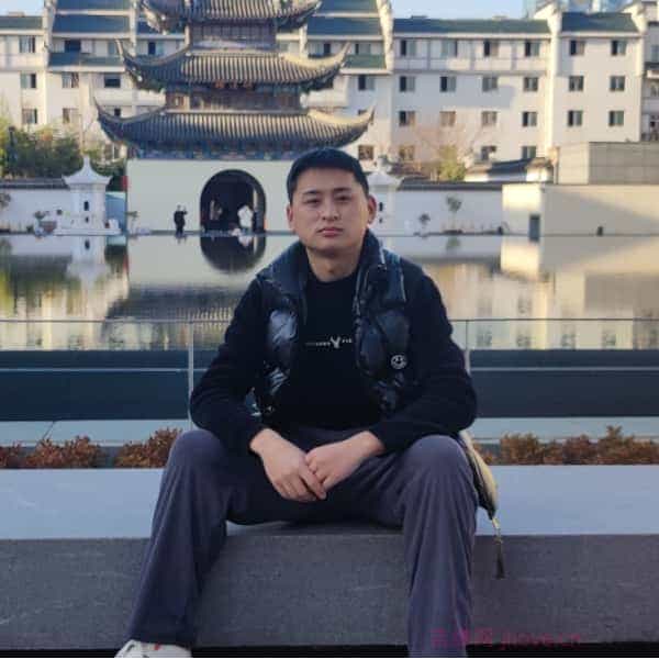 31岁岁湖北单身帅哥 - 昭通吉缘网