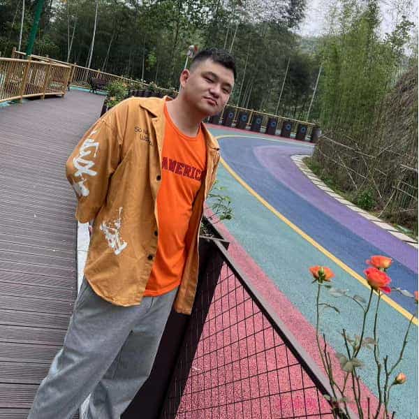 28岁岁湖南单身帅哥 - 昭通吉缘网