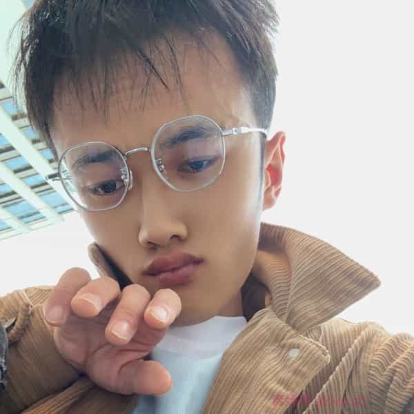 31岁岁贵州单身帅哥 - 昭通吉缘网