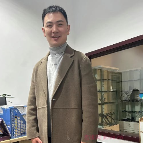 32岁岁四川单身帅哥 - 昭通吉缘网